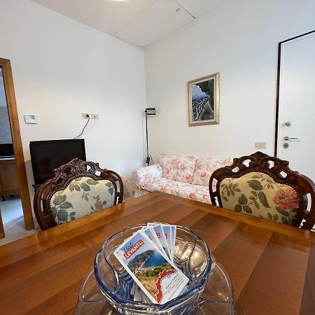 莱万托Casa Eleonora公寓 外观 照片